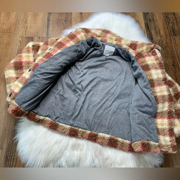 Alec Les Files Plaid Faux Shearling Trucker Shacket - Picture 4 of 6